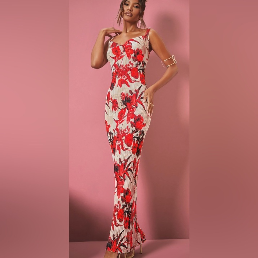 Pretty Little Thing Nude Floral Print Plisse Strappy Maxi Dress